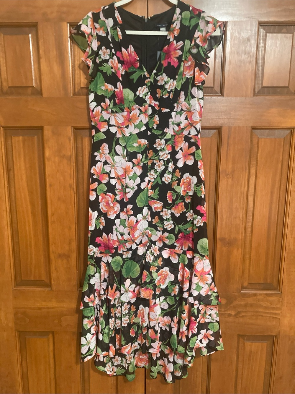 NWT Tommy Hilfiger Black Maxi Dress with Pink & Green Floral Print women’s Sz 6